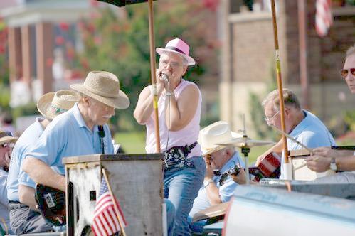 The Harmonica Club Payed the Cattletsburg Labor Day Parade